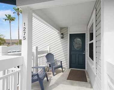 1275 Siesta Bayside Drive - Photo Thumbnail 2