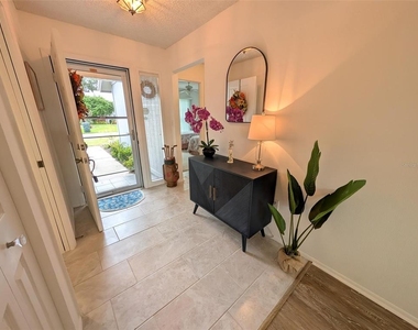 5377 Crestlake Boulevard - Photo Thumbnail 13