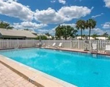 5377 Crestlake Boulevard - Photo Thumbnail 14
