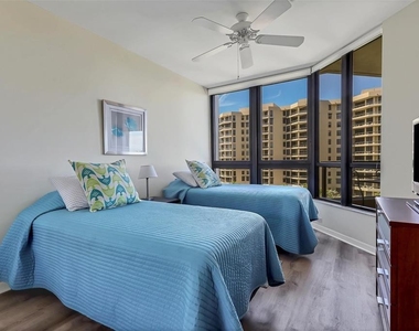 1211 Gulf Of Mexico Drive - Photo Thumbnail 22