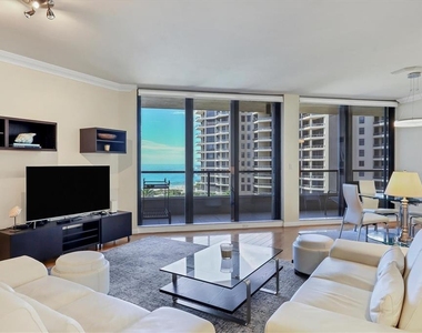 1211 Gulf Of Mexico Drive - Photo Thumbnail 7