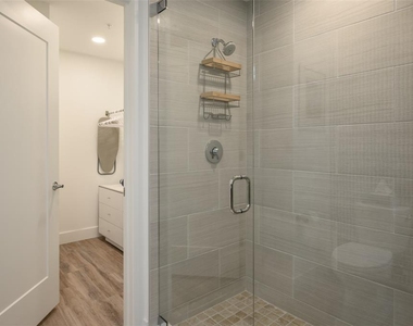 1703 N Tamiami Trail - Photo Thumbnail 23