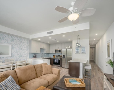 1703 N Tamiami Trail - Photo Thumbnail 8