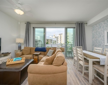 1703 N Tamiami Trail - Photo Thumbnail 6