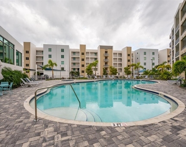 1703 N Tamiami Trail - Photo Thumbnail 43
