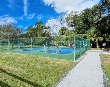 4462 Weybridge Street - Photo Thumbnail 56