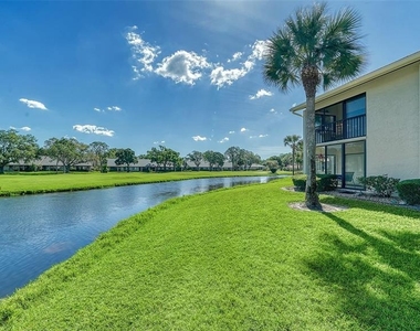 4462 Weybridge Street - Photo Thumbnail 32