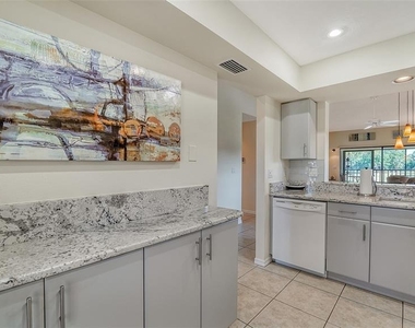 4462 Weybridge Street - Photo Thumbnail 16
