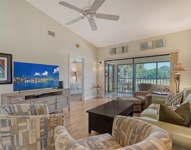4462 Weybridge Street - Photo Thumbnail 8