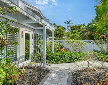 425 Mckinley Drive - Photo Thumbnail 5