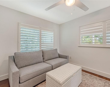 425 Mckinley Drive - Photo Thumbnail 31