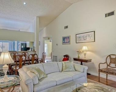 5905 Doral Drive - Photo Thumbnail 11