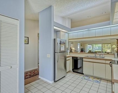 5905 Doral Drive - Photo Thumbnail 14