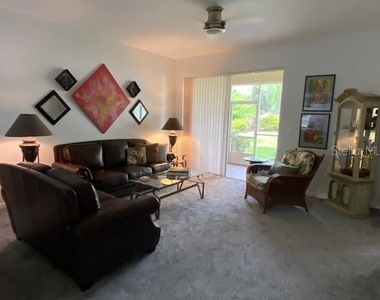 8389 Wingate Drive - Photo Thumbnail 3