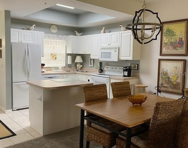 8389 Wingate Drive - Photo Thumbnail 2