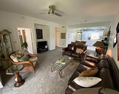 8389 Wingate Drive - Photo Thumbnail 4