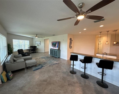 7710 34th Avenue W - Photo Thumbnail 5