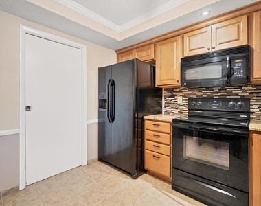 5032 Marshfield Road - Photo Thumbnail 6