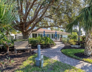 9393 Midnight Pass Road - Photo Thumbnail 52