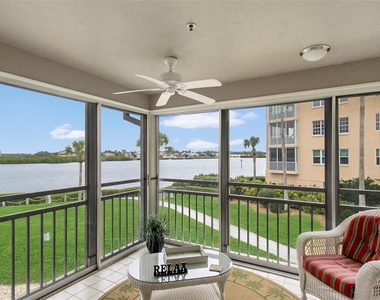 1366 Siesta Bayside Drive - Photo Thumbnail 15