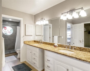 1366 Siesta Bayside Drive - Photo Thumbnail 55
