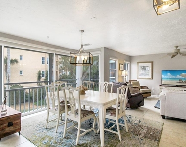 1366 Siesta Bayside Drive - Photo Thumbnail 17