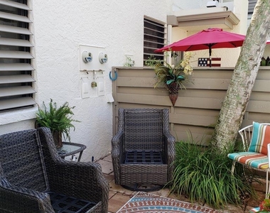 108 Pinehurst Drive - Photo Thumbnail 2
