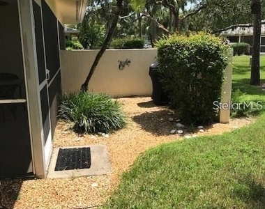 6892 W Country Club Lane - Photo Thumbnail 20