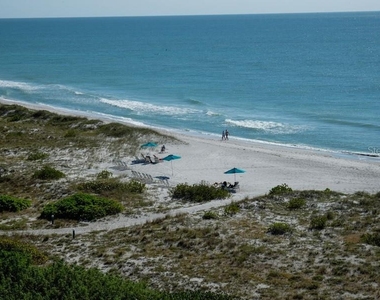 2105 Gulf Of Mexico Drive - Photo Thumbnail 5