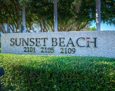 2105 Gulf Of Mexico Drive - Photo Thumbnail 7