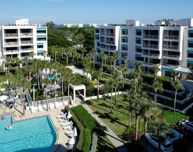 2105 Gulf Of Mexico Drive - Photo Thumbnail 12