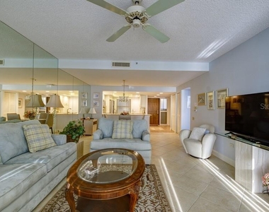 2105 Gulf Of Mexico Drive - Photo Thumbnail 26