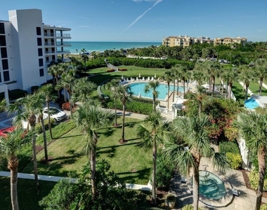 2105 Gulf Of Mexico Drive - Photo Thumbnail 14