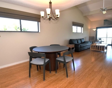 1601 Bayhouse Point Drive - Photo Thumbnail 4