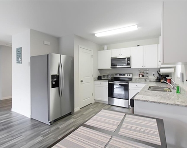 3084 Sudbury Street - Photo Thumbnail 36