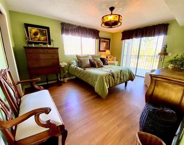 5553 Ashton Lake Drive - Photo Thumbnail 12