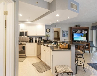 1364 Siesta Bayside Drive - Photo Thumbnail 4