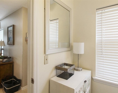 1364 Siesta Bayside Drive - Photo Thumbnail 7