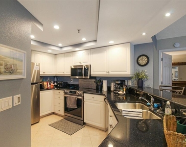 1364 Siesta Bayside Drive - Photo Thumbnail 8