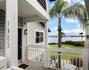 1382 Siesta Bayside Drive - Photo Thumbnail 3