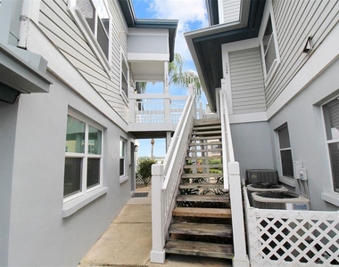 1382 Siesta Bayside Drive - Photo Thumbnail 2