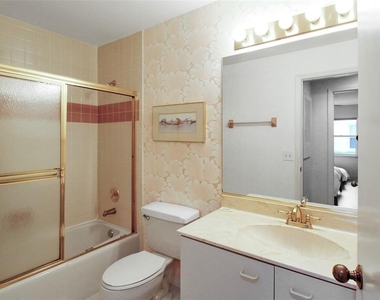1219 Siesta Bayside Drive - Photo Thumbnail 27