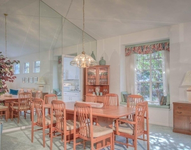 7101 Victoria Circle - Photo Thumbnail 5