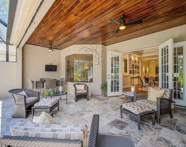 293 Turquoise Lane - Photo Thumbnail 24