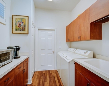 293 Turquoise Lane - Photo Thumbnail 15
