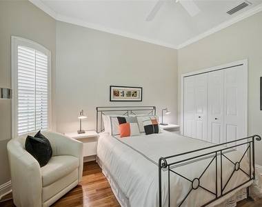 293 Turquoise Lane - Photo Thumbnail 17