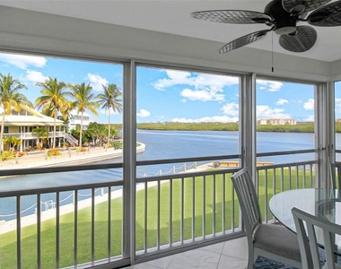 1373 Siesta Bayside Drive - Photo Thumbnail 15