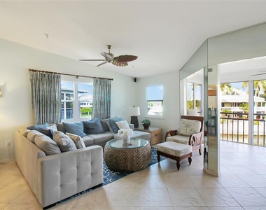 1373 Siesta Bayside Drive - Photo Thumbnail 18