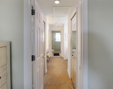 1373 Siesta Bayside Drive - Photo Thumbnail 24