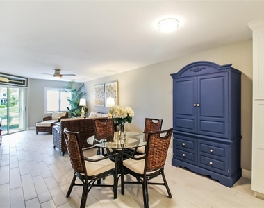1313 Siesta Bayside Drive - Photo Thumbnail 10
